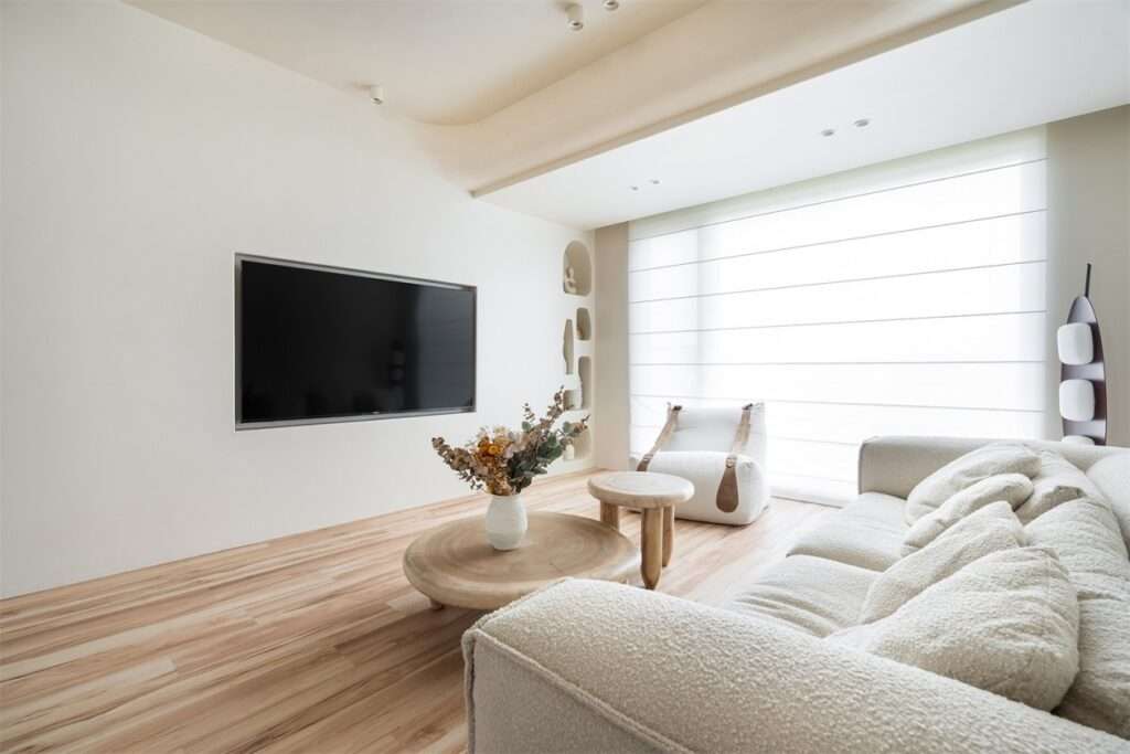 gallery_white4_livingroom